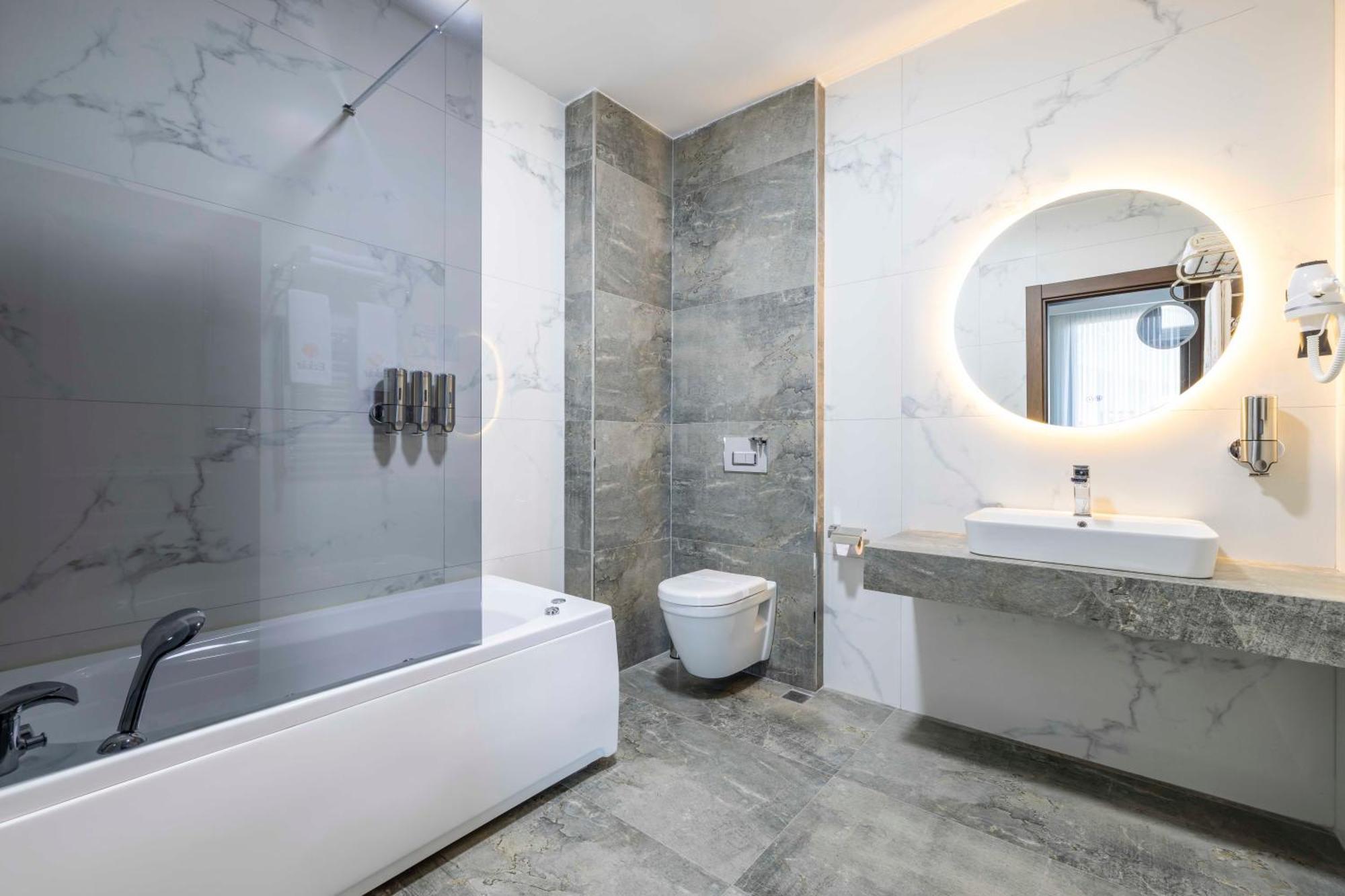 Ezkar Bathonea Art Istanbul Hotel Esterno foto