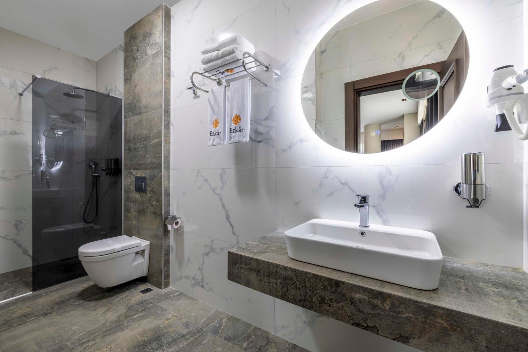 Ezkar Bathonea Art Istanbul Hotel Esterno foto