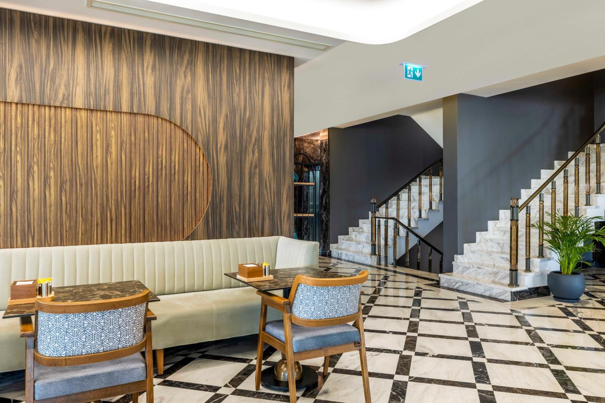 Ezkar Bathonea Art Istanbul Hotel Esterno foto